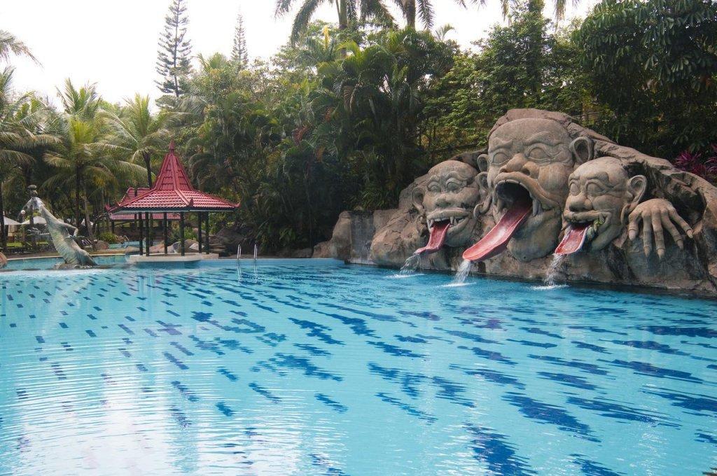 ปูริ อัสรี โฮเทล แอนด์ รีสอร์ต มาเกอลัง Hotel ภายนอก รูปภาพ