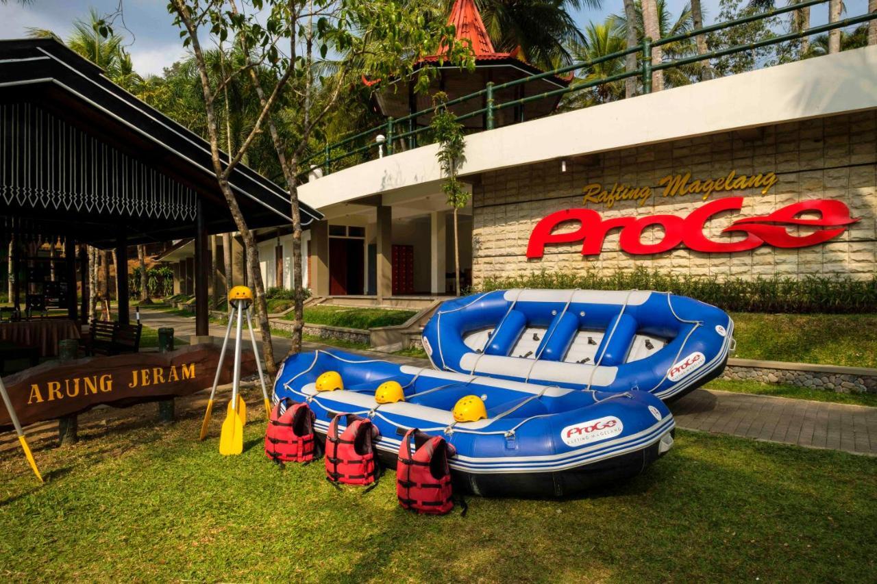 ปูริ อัสรี โฮเทล แอนด์ รีสอร์ต มาเกอลัง Hotel ภายนอก รูปภาพ